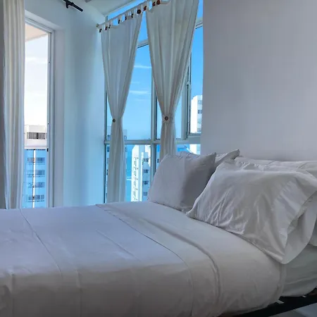 Apartahotel Poseidon By Wynwood House